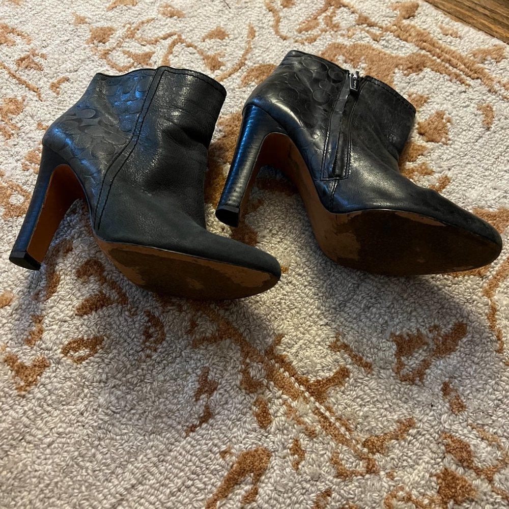 EUC Coach Hanni Gray Signature Embossed Bootie - SIZE 6.5 - Picture 3 of 9